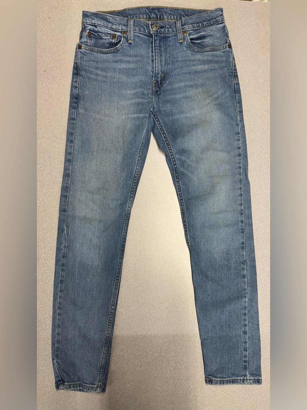 Levi’s 512 Slim Taper Men’s Jeans Medium Wash 30x32